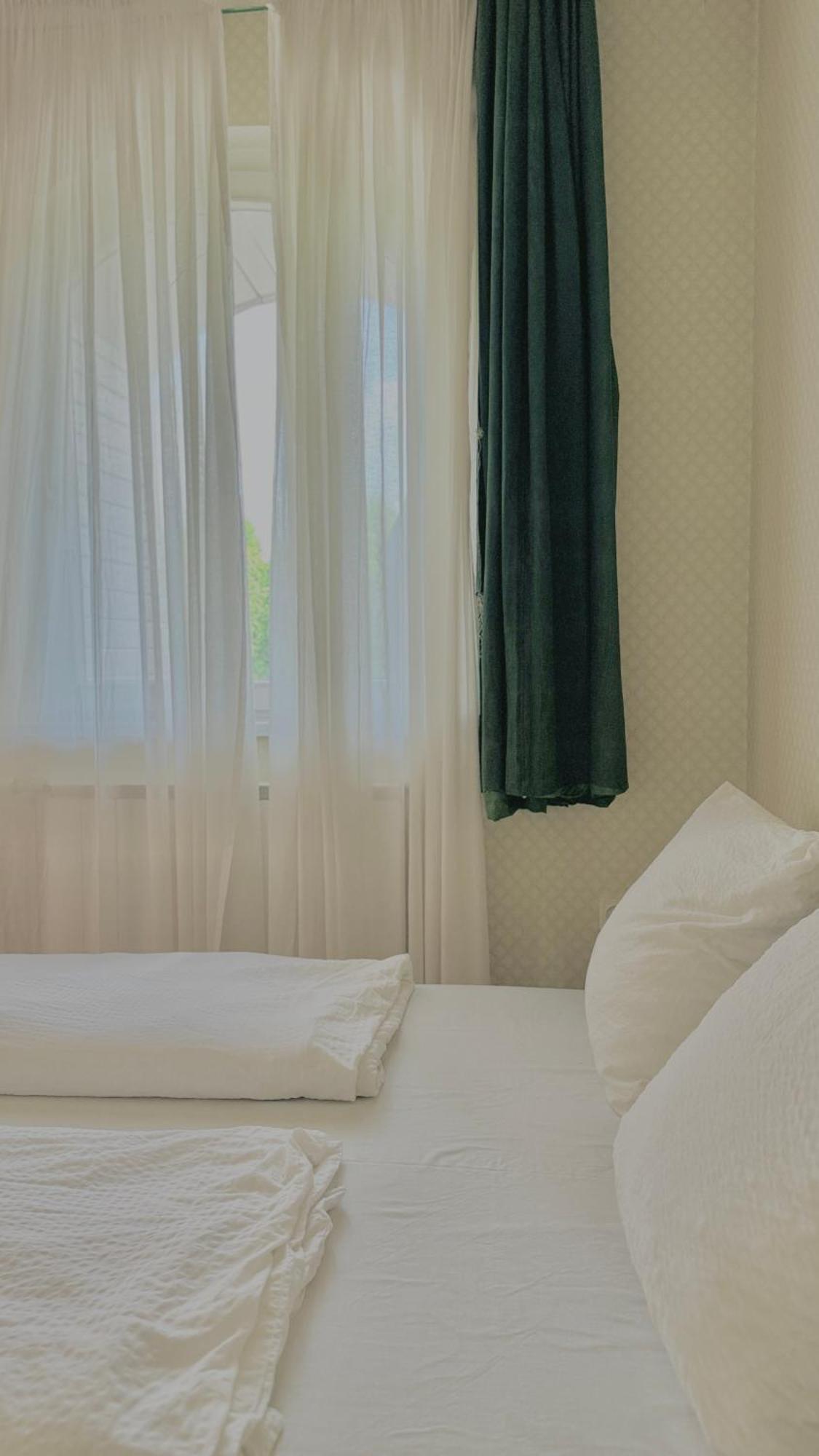 שיופוק 5 Haloszobas Wellness Vip House - Privat Medence מראה חיצוני תמונה