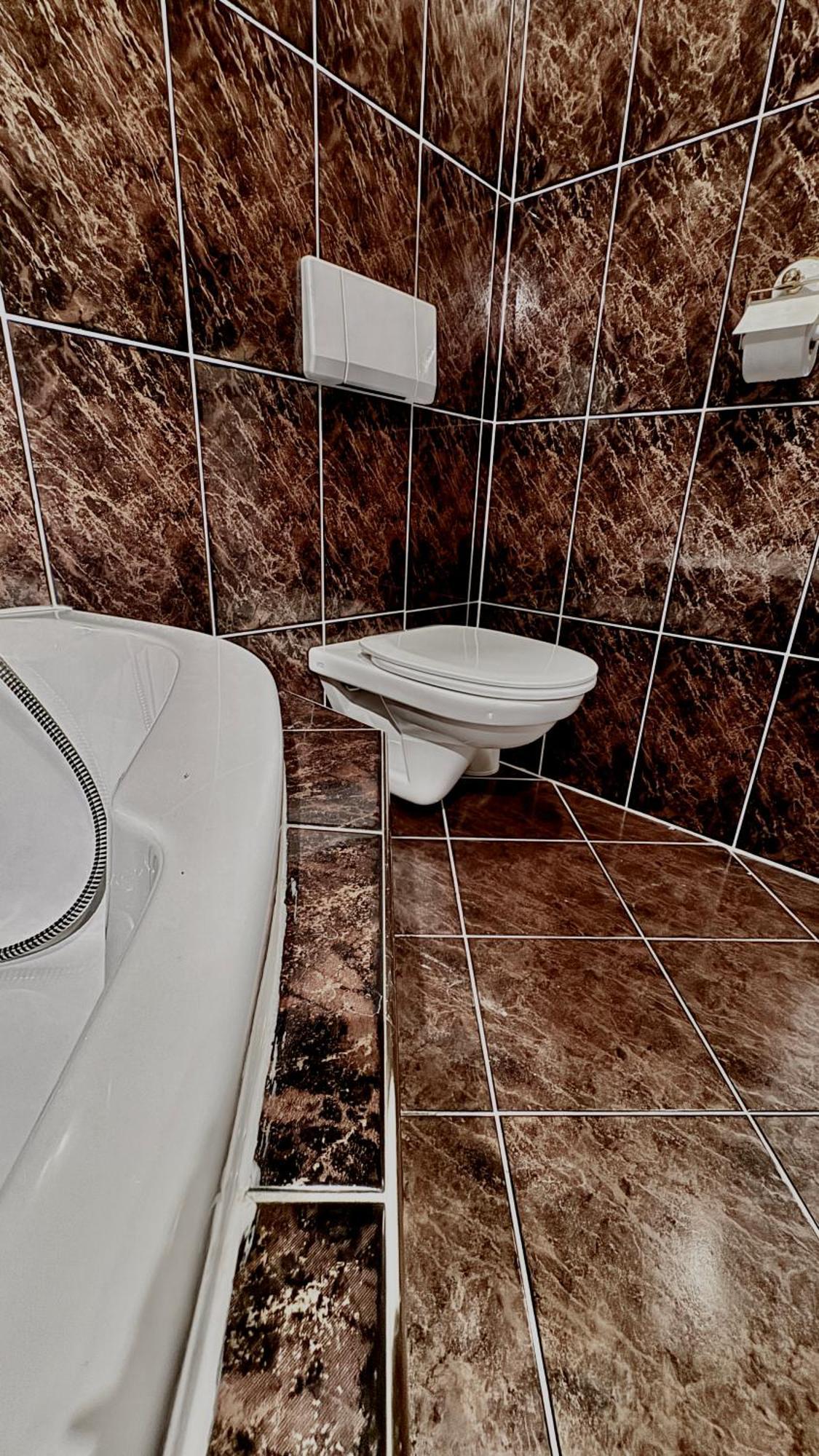שיופוק 5 Haloszobas Wellness Vip House - Privat Medence מראה חיצוני תמונה